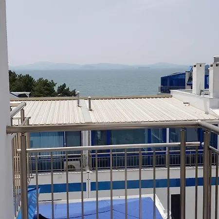 شقة فندقية Blue Bay Palace Complex 2*