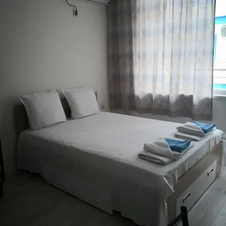 Blue Bay Palace Complex 2* بوموري