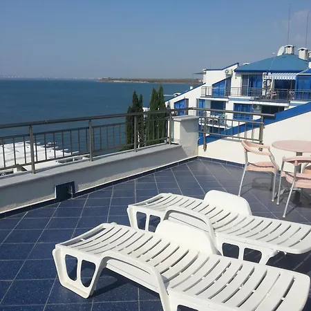 Lägenhetshotell Blue Bay Palace Complex Pomorie