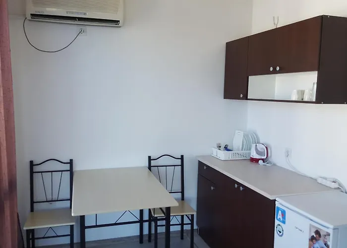 Blue Bay Palace Complex Aparthotel 3*